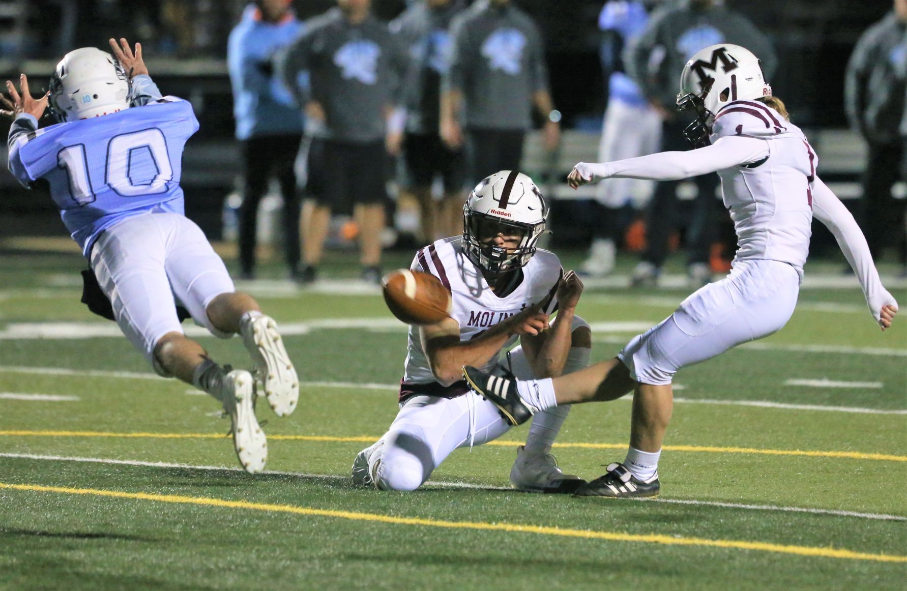 110521-qc-spt-moline fball22.jpg